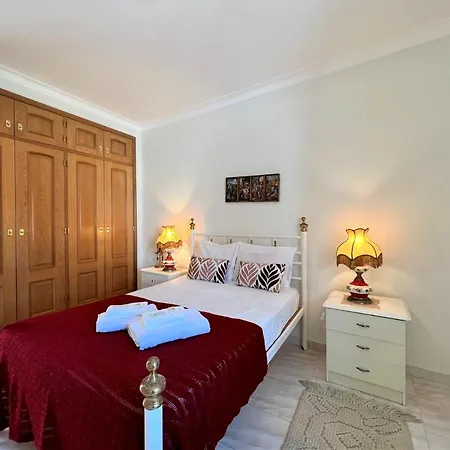 Typical House By Homing בית נופש לאגוּ‏ש