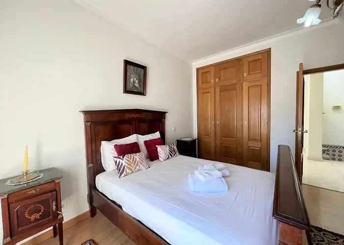 Semesterbostad Typical House By Homing Lagos