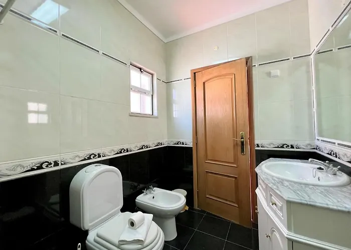 Typical House By Homing Semesterbostad *