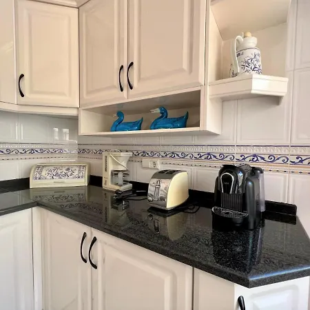 Typical House By Homing Vakantiehuis Lagos